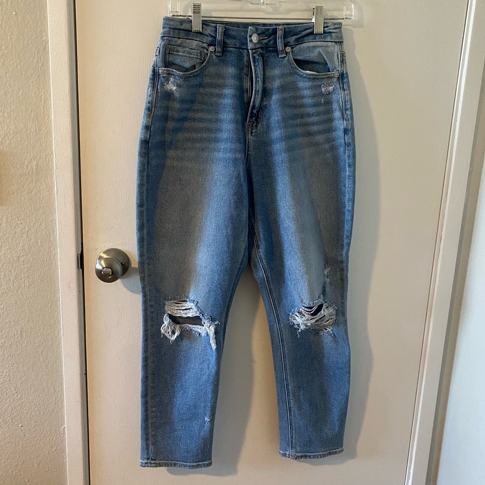 American Eagle “curvy mom jean”